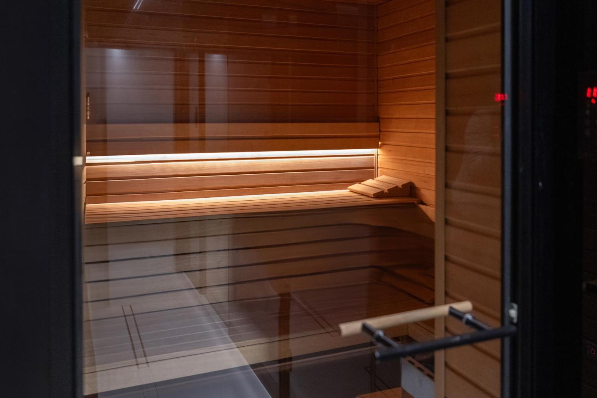 Apartment Brabank Riverside Stara Stocznia Premium Sauna & Gym Гданск Екстериор снимка